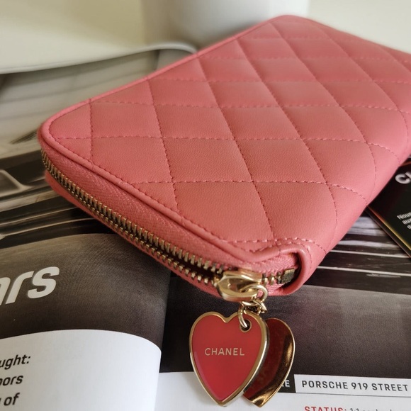 Chanel Zipper Long Wallet Valentine Limited Edition - Picture 7 of 7